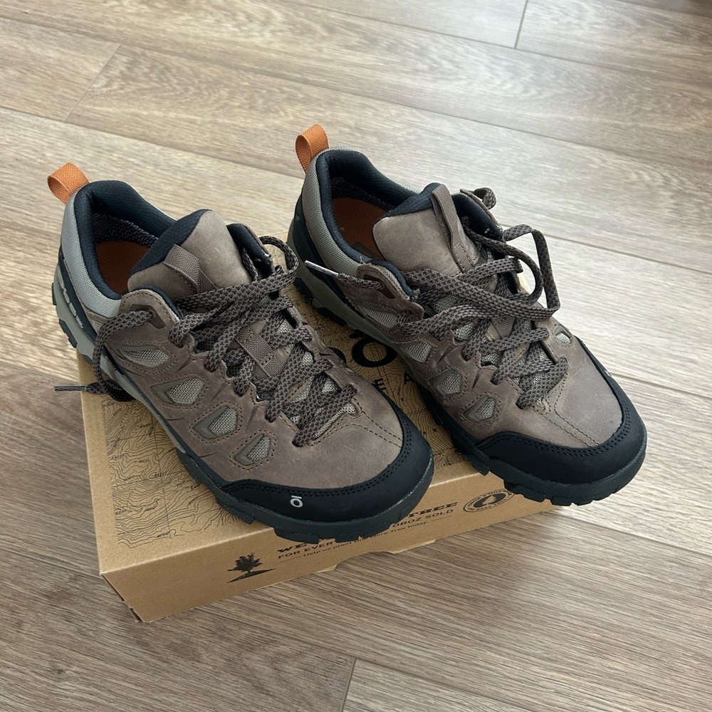 Brown and Black oboz firebrand ll low b-dry Durable Upper and Enhanced Grip
